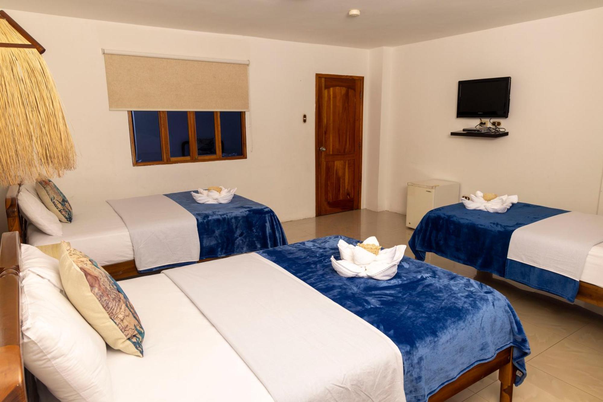 Galapagos Planet Hotel Puerto Baquerizo Moreno Bagian luar foto